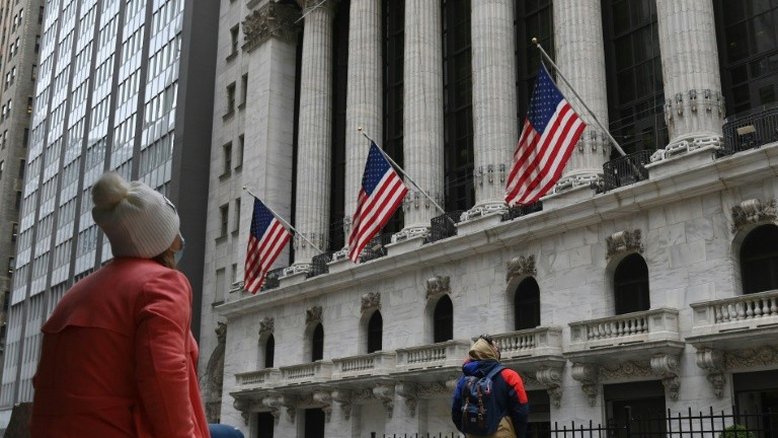 Bolsas europeias registram fortes altas enquanto preços do petróleo caem