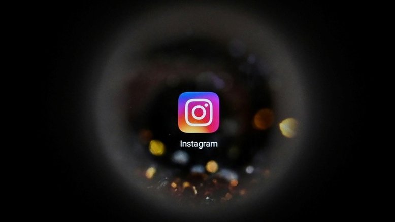 Russos divididos entre tristeza e resignação antes do bloqueio do Instagram