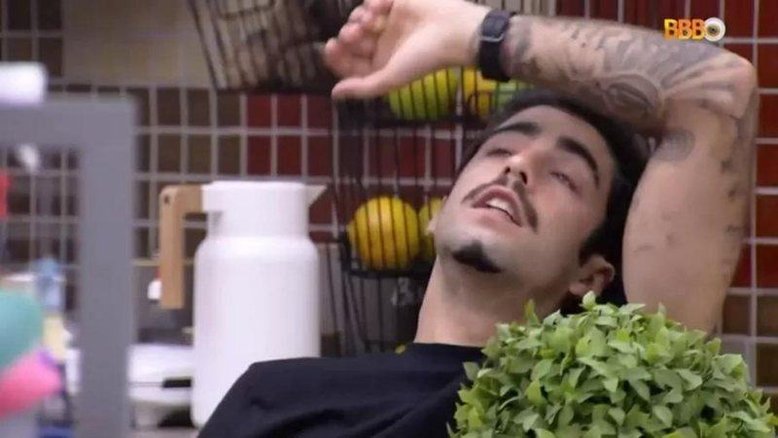 BBB22: Scooby é punido após ter sonho erótico com esposa e ir ao banheiro