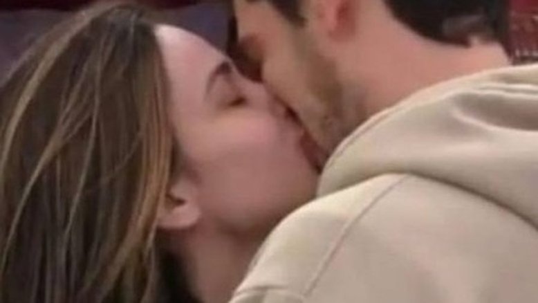 Ex de Felipe Neto engata romance no 'Big Brother' de Portugal