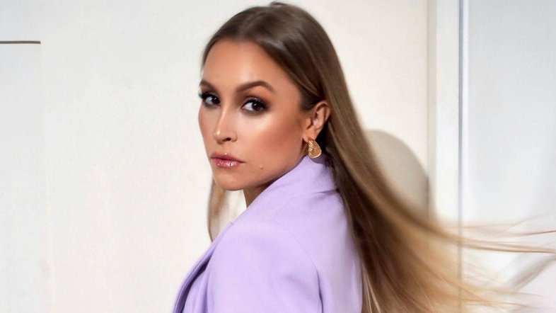 Carla Diaz faz desabafo após ser alvo de boatos de agressão