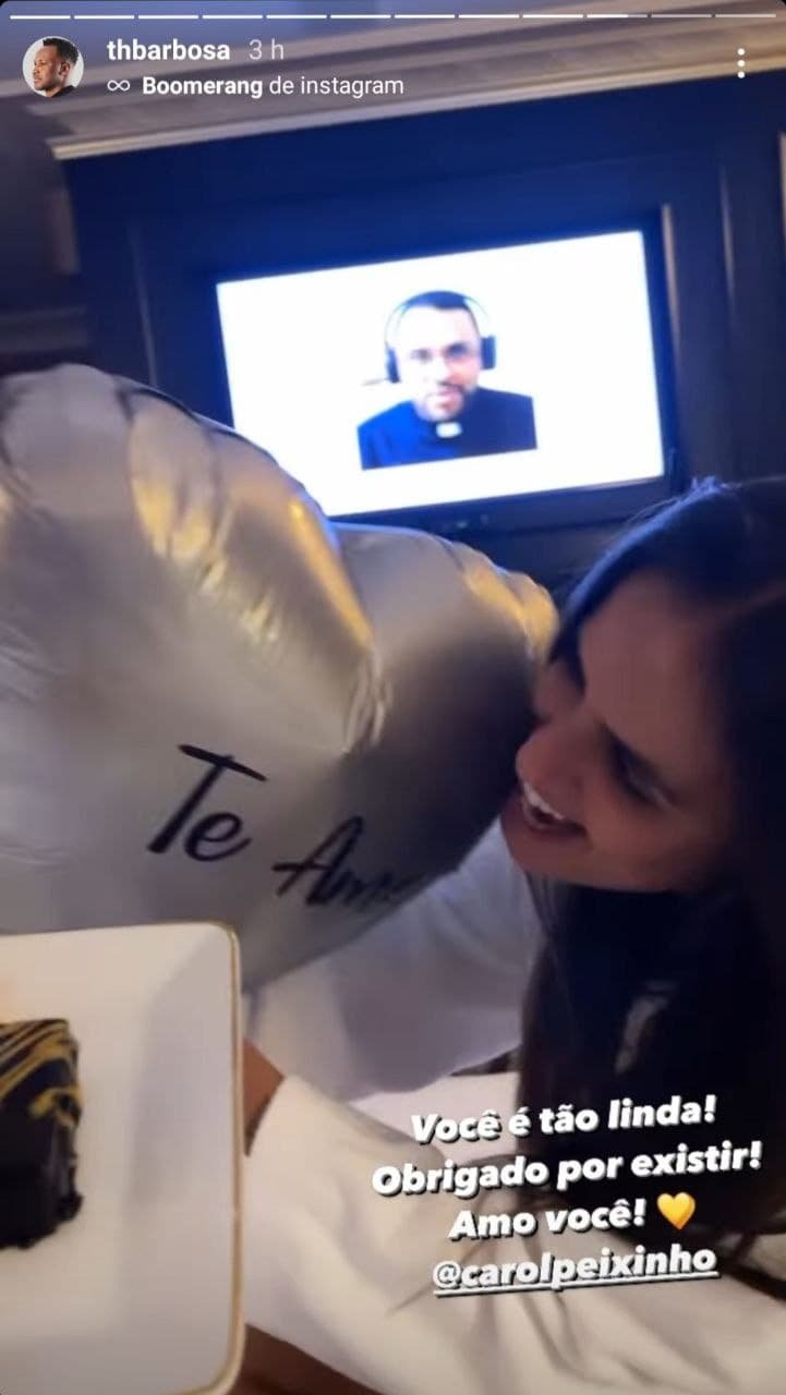 Thiaguinho faz 39 anos e Carol Peixinho se declara: 'Te amo e te celebro'