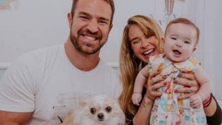 Dany Bananinha e pai da filha de 2 anos terminam relacionamento