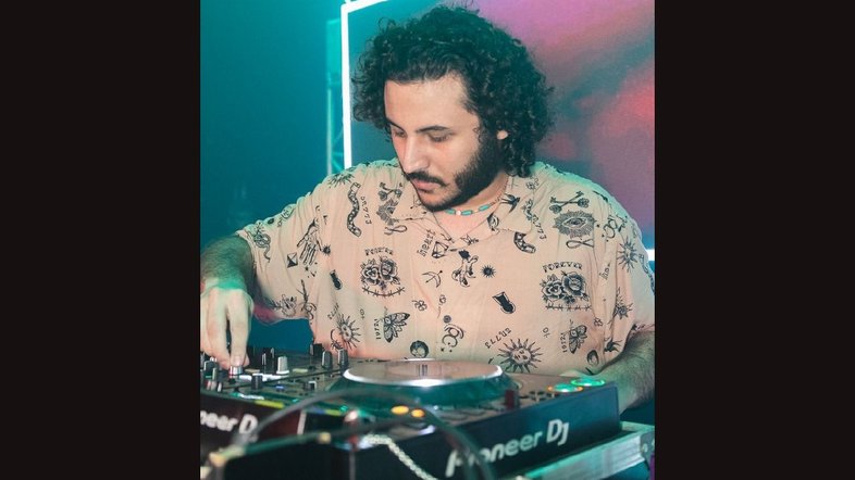 DJ Felipe Gouveia conta o que é preciso para se tornar um DJ no Brasil