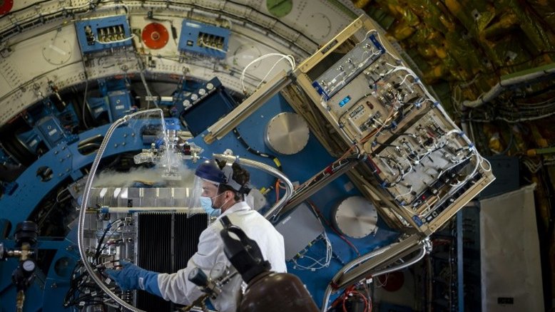Avião-telescópio SOFIA da Nasa observa do Chile as Nuvens de Magalhães