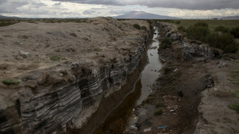 Chile ampliará fosso em fronteira com Bolívia para frear migração irregular