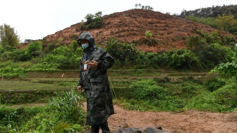 Segunda caixa-preta do acidente aéreo na China é recuperada