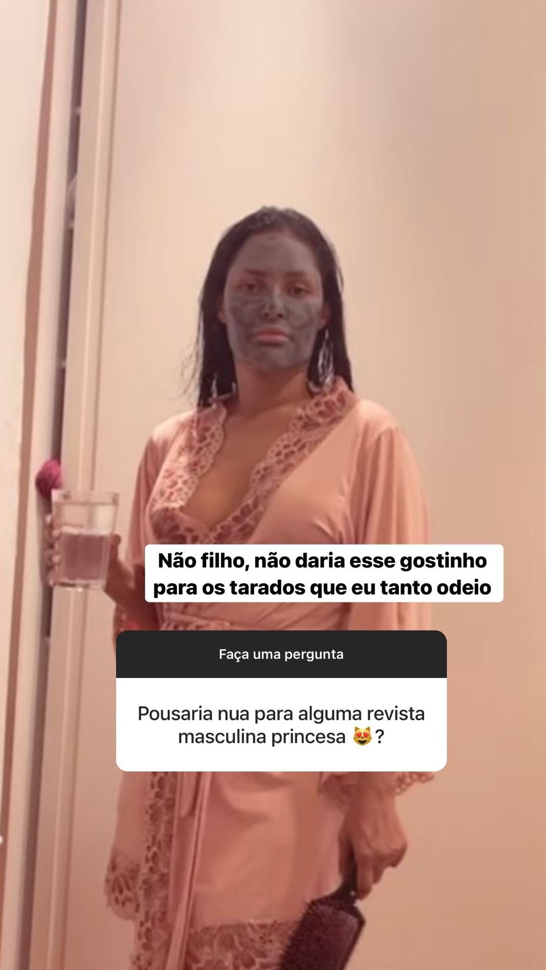 Flay responde seguidor sobre possibilidade de ensaio nua: 'Não vou dar esse gostinho' 4 Flay responde seguidor sobre possibilidade de ensaio nua: 'Não vou dar esse gostinho'