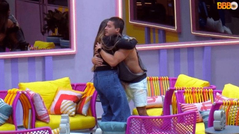 BBB22: Laís se desculpa com Arthur: ‘Quero conhecer sua filha’