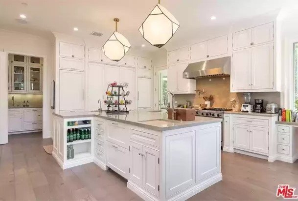Katy Perry coloca à venda mansão de R$ 92 milhões em Beverly Hills 11 mansao_katy perry