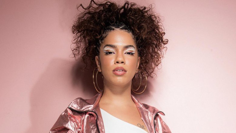 Ex-BBB Maria fala sobre conta no OnlyFans: ‘Bom no sentido financeiro’