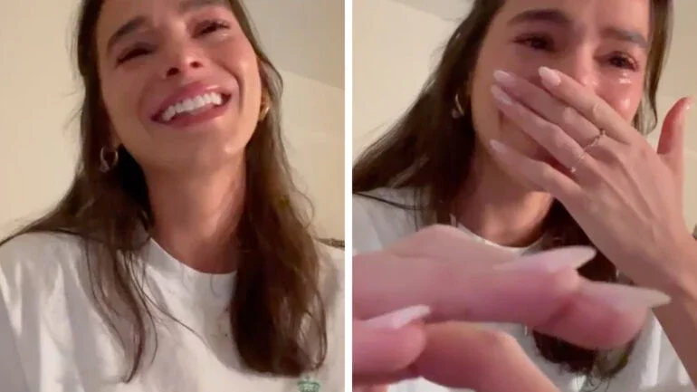Bruna Marquezine chora ao receber convite de filme da DC