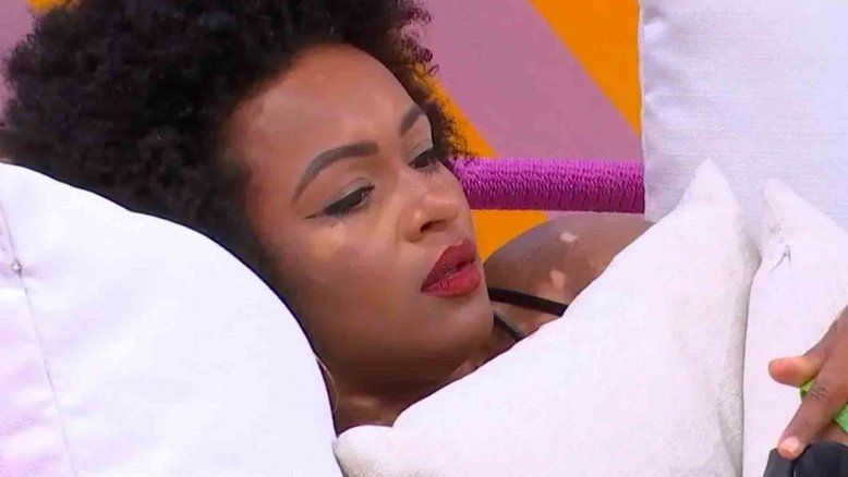 BBB22: Sem saber do acidente, Natália diz sentir falta de Rodrigo Mussi