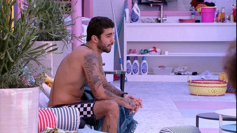 pedro scooby área externa