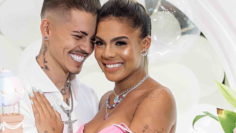 Tays Reis e Biel