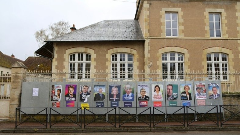 Donzy e a crônica de uma campanha presidencial atípica na França