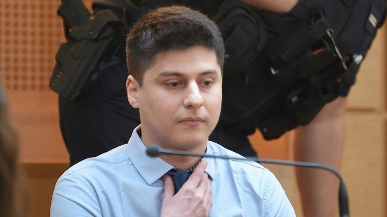 Chileno Zepeda é condenado a 28 de prisão por morte da ex-namorada