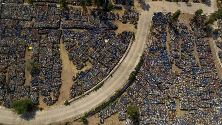 Cemitério de botijões de gás assusta habitantes da Cidade do México