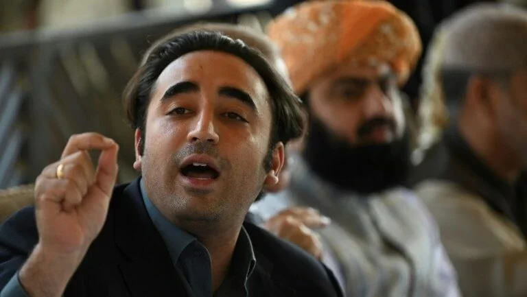 Filho de Benazir Bhutto é nomeado chanceler do Paquistão