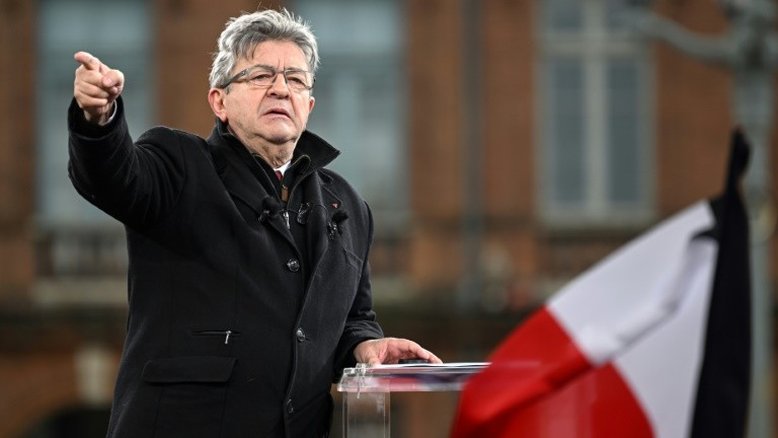 Esquerda radical sofre derrota com sabor de vitória na França