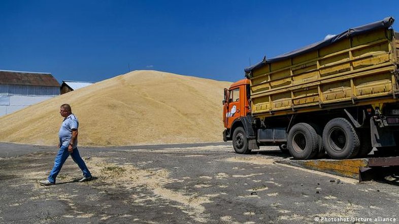 Kiev acusa russos de roubo de milhares de toneladas de grãos