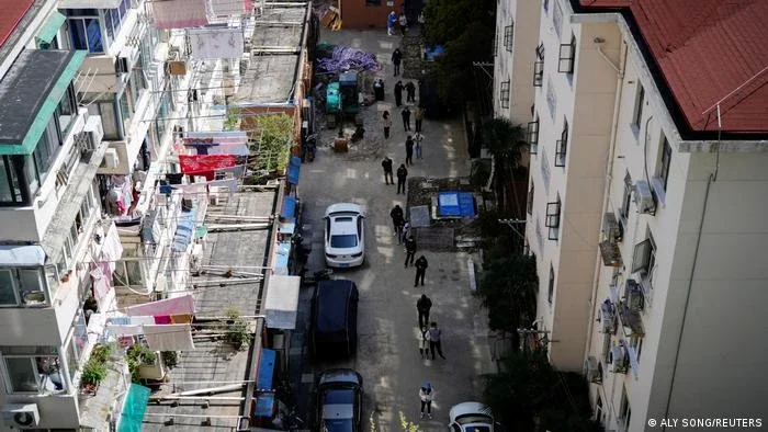 Lockdown total para 25 milhões gera frustração em Xangai