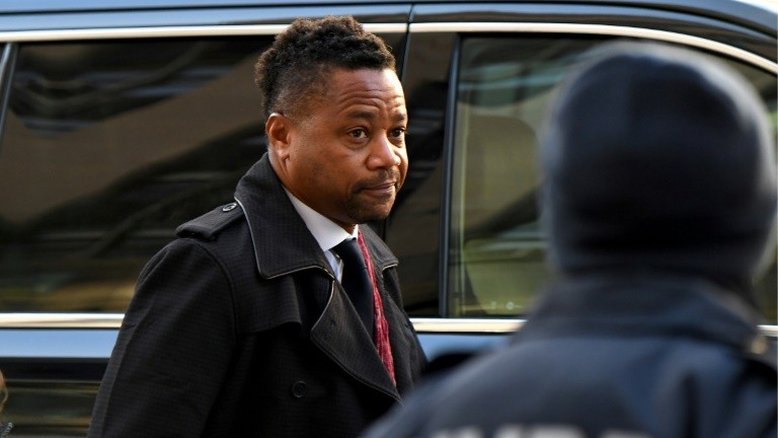 Ator Cuba Gooding Jr. admite ter beijado garçonete à força