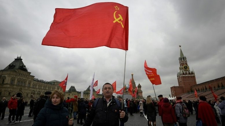 Comunistas russos celebram Lênin e ofensiva na Ucrânia