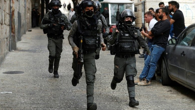 Dez feridos em distúrbios na Esplanada das Mesquitas em Jerusalém