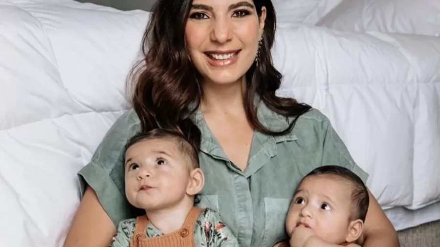 Andréia Sadi comemora aniversário de 1 ano dos gêmeos: 'Renasci'