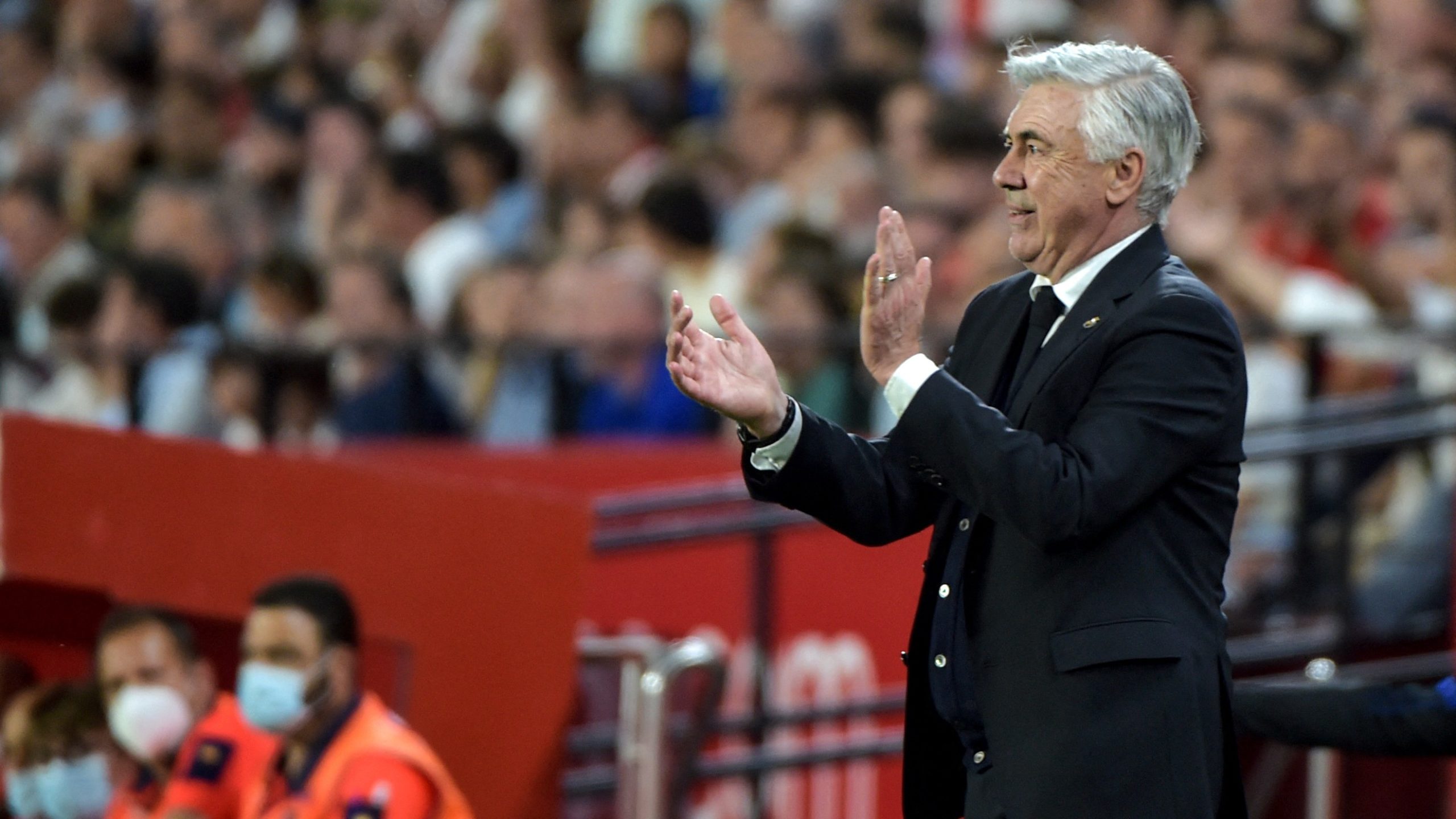 Carlo Ancelotti celebra virada do Real Madrid sobre o Sevilla: 'Estamos acostumados com isso'