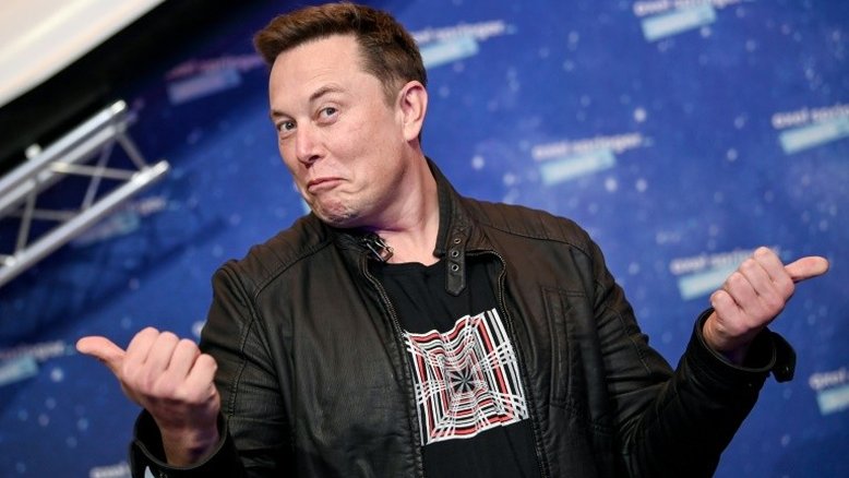 Como Elon Musk quer dobrar a democracia