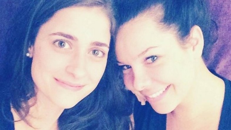 Fernanda Souza revela que fez sinastria amorosa com namorada: 'A gente obedece'