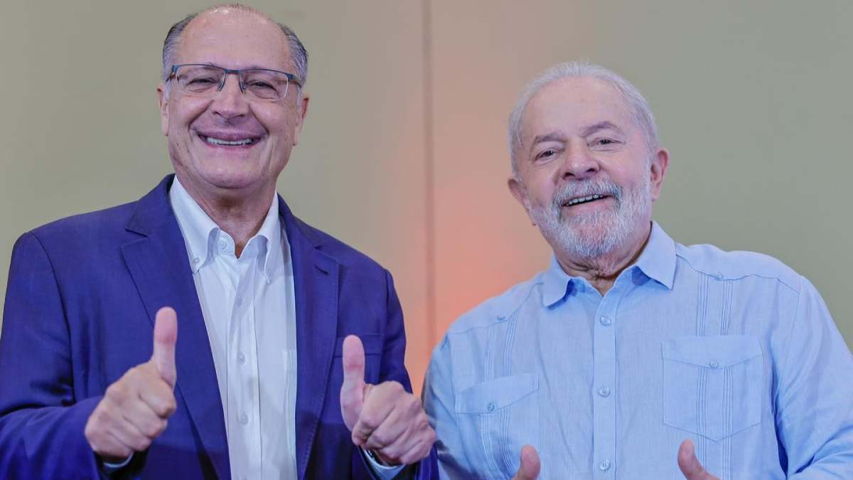 Alckmin diz que Lula é 'o maior líder popular do Brasil', em evento sindical