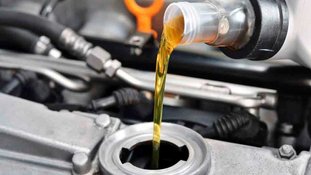 Conheça cinco mitos envolvendo a troca de óleo do motor