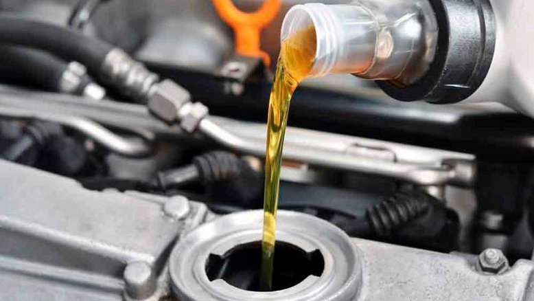 Conheça cinco mitos envolvendo a troca de óleo do motor