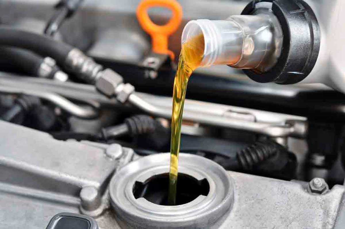 Conheça cinco mitos envolvendo a troca de óleo do motor