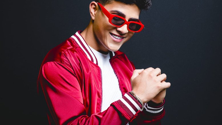 Fenômeno no Tiktok, Rafael Garcez, “O Garoto do Circo”, lança seu segundo single