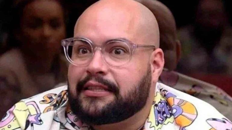 O ator Tiago Abravanel