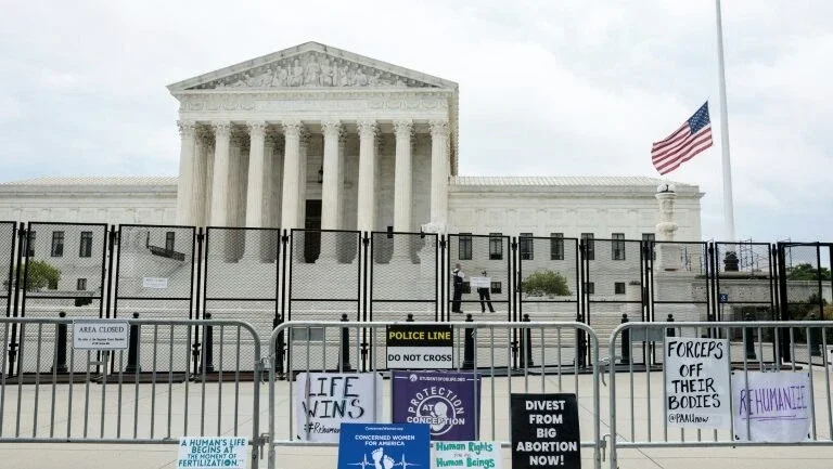 Oklahoma aprova lei que proíbe aborto desde a fecundação