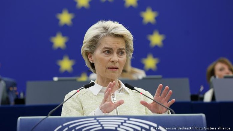 Comissão Europeia propõe embargo a petróleo russo