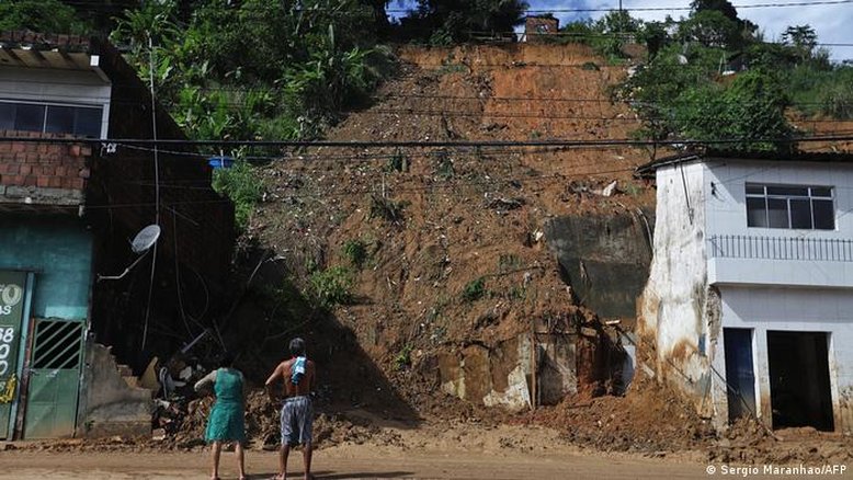 Chuvas no Recife: "Foi como um tsunami que arrastou tudo pela frente"