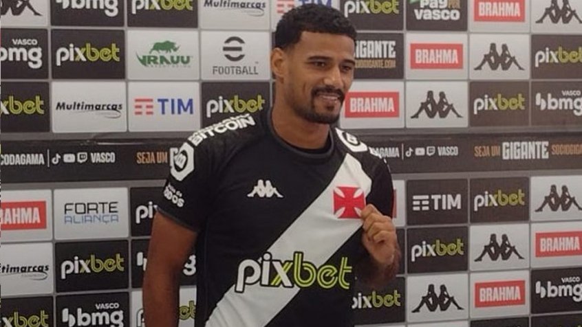 Gabriel Dias projeta duelo contra o Bahia, líder da Série B: 'Nós queremos o G4 e esse jogo é diferente'