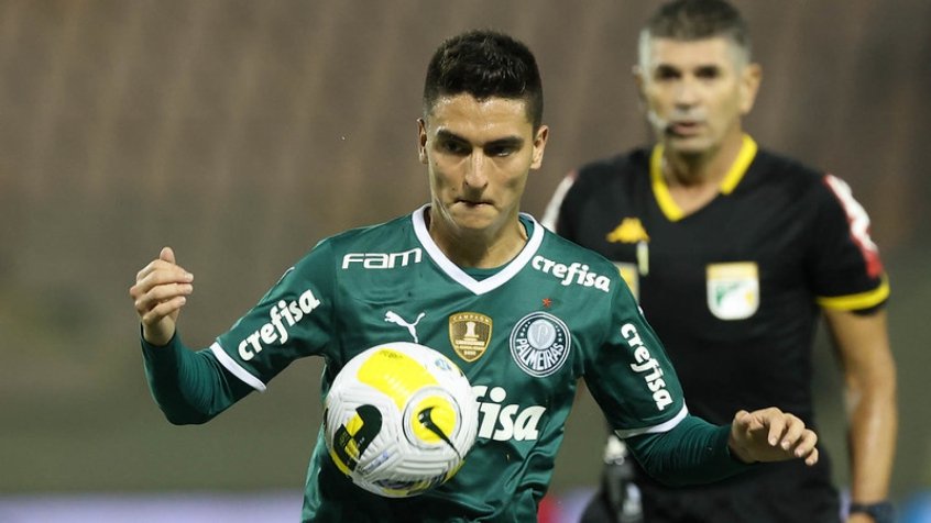 Abel defende Atuesta de críticas no Palmeiras: 'é o mesmo que vocês destacaram quando chegou'