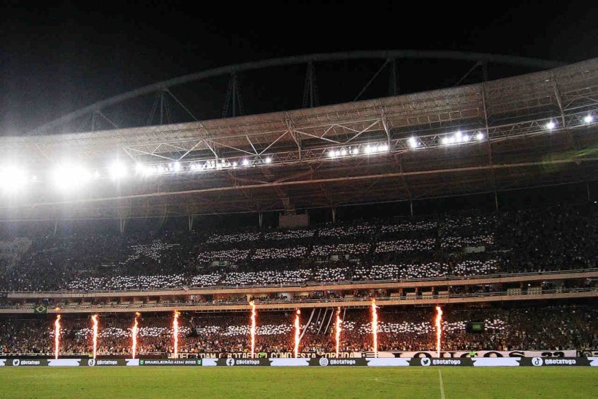 Botafogo anuncia recorde de sócios e 20 mil check-ins da torcida em seis horas para o jogo contra o Goiás Botafogo anuncia recorde de sócios e 20 mil check-ins da torcida em seis horas para o jogo contra o Goiás