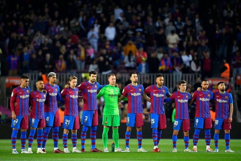 Veja os jogadores que deixaram o Barcelona na janela de transferências –  LANCE!