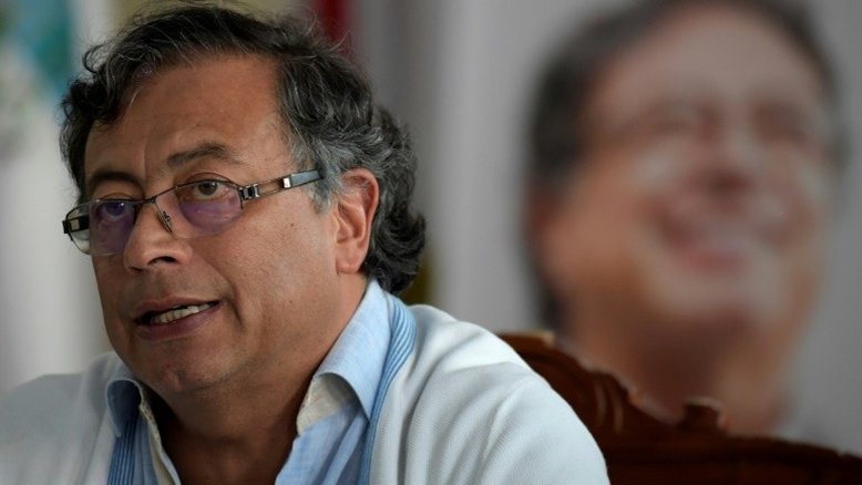 Petro suspende viagem na Colômbia por suspeita de complô para assassiná-lo