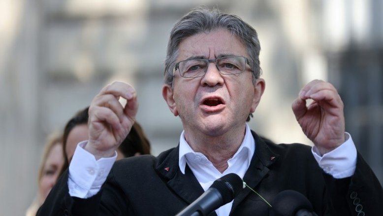 Esquerda negocia união para legislativas na França