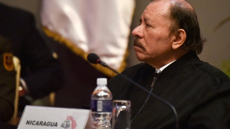 Bispo crítico de Ortega inicia jejum em protesto por "perseguição policial" na Nicarágua
