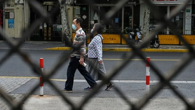 China reduz taxa de juros por efeito da covid-19